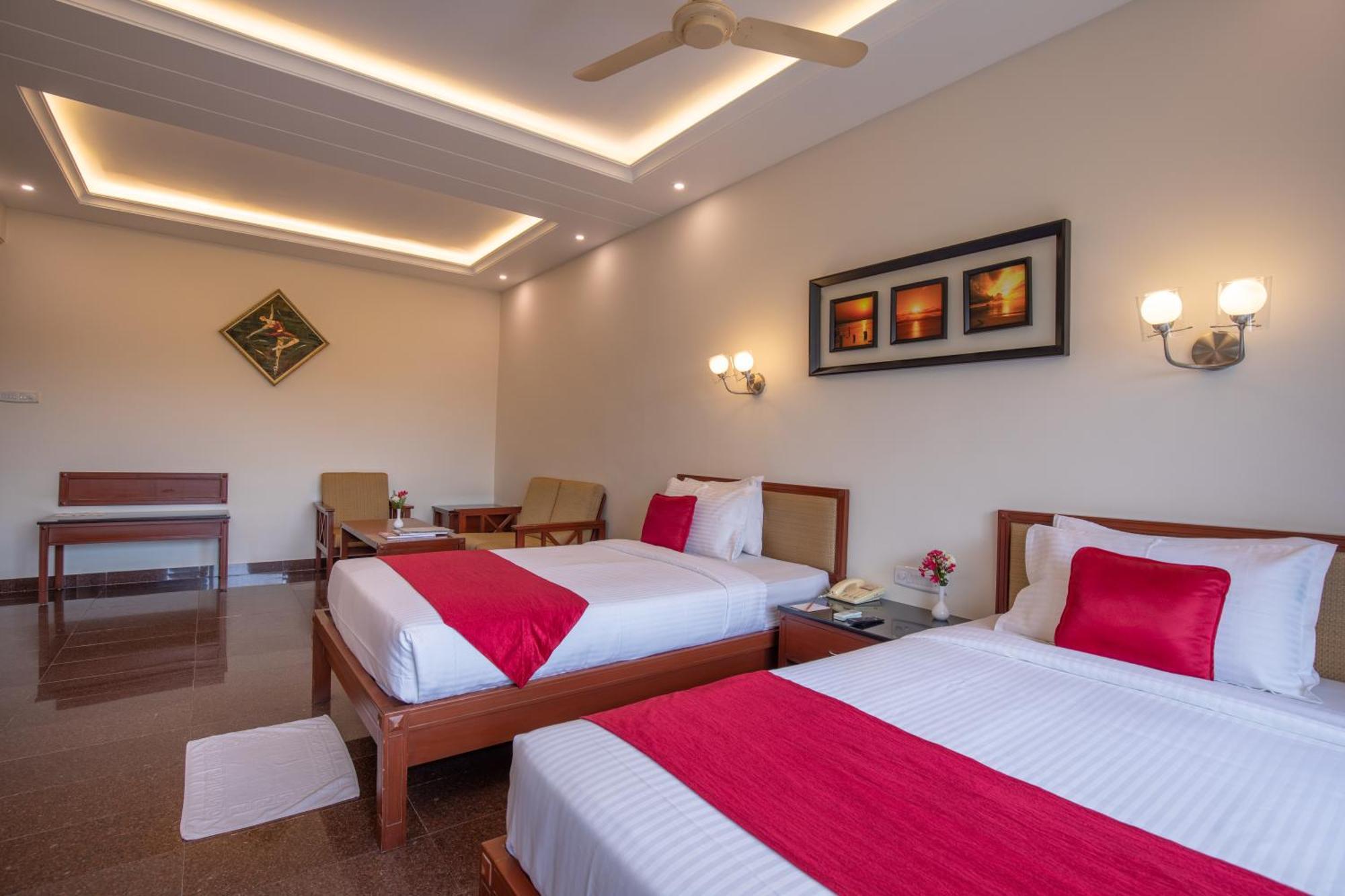 Jenneys Residency Otel Coimbatore Oda fotoğraf