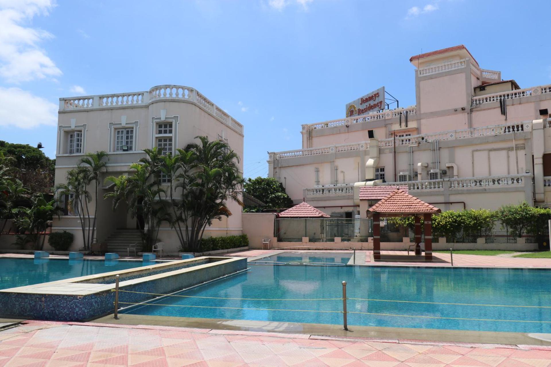 Jenneys Residency Otel Coimbatore Dış mekan fotoğraf
