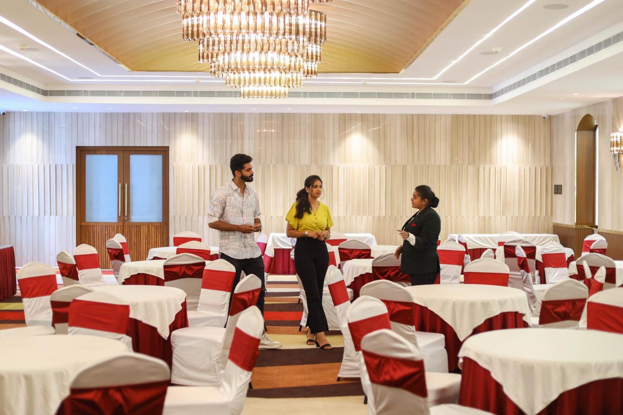Jenneys Residency Otel Coimbatore Dış mekan fotoğraf